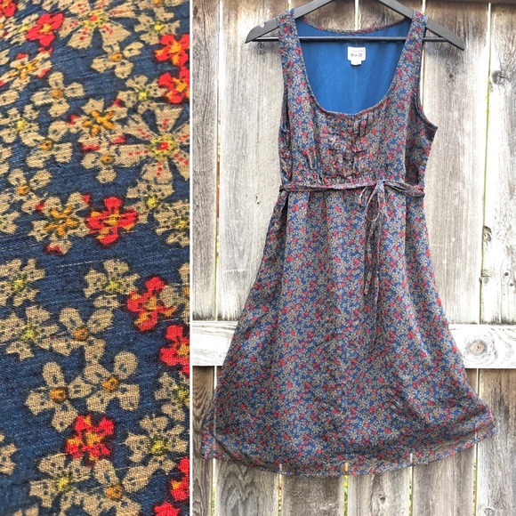 Converse Dresses & Skirts - Converse Floral Sleeveless Dress, Ruffle and Tie